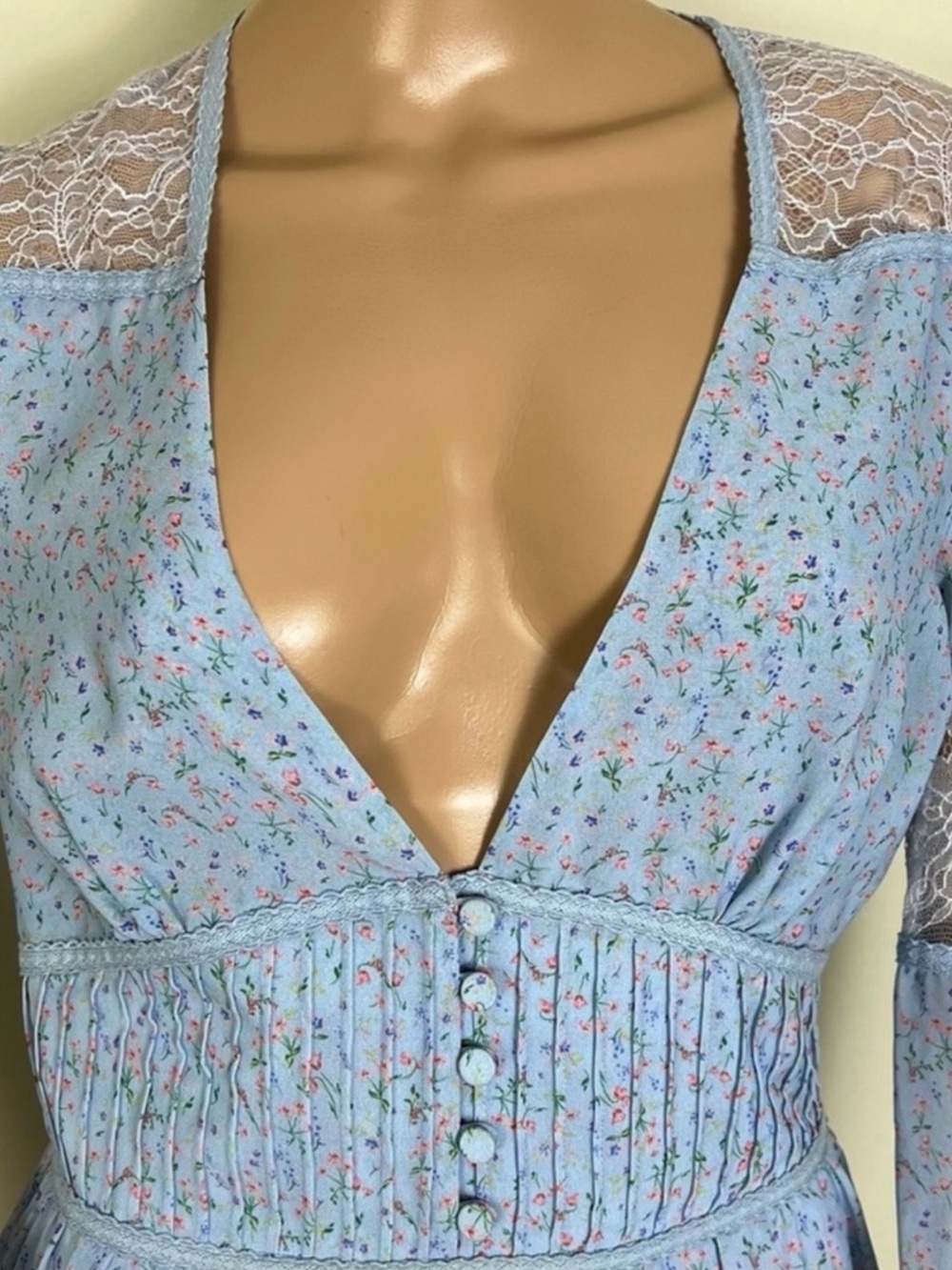DIVINE HERITAGE REVOLVE BLUE FLORAL PRINT MAXI DRESS - Picture 3 of 7